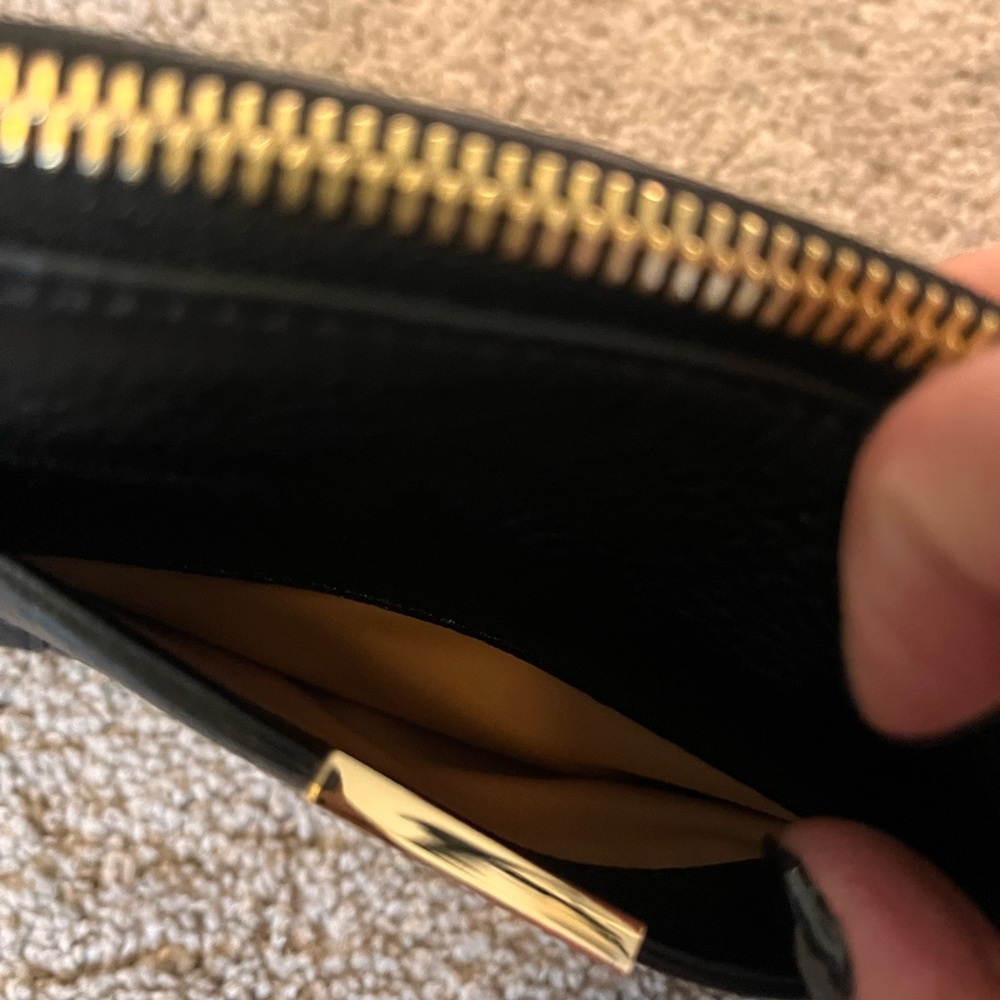 🆕 Henri Bendel BEEKMAN Black Leather gold hardware wristlet clutch - Picture 4 of 7